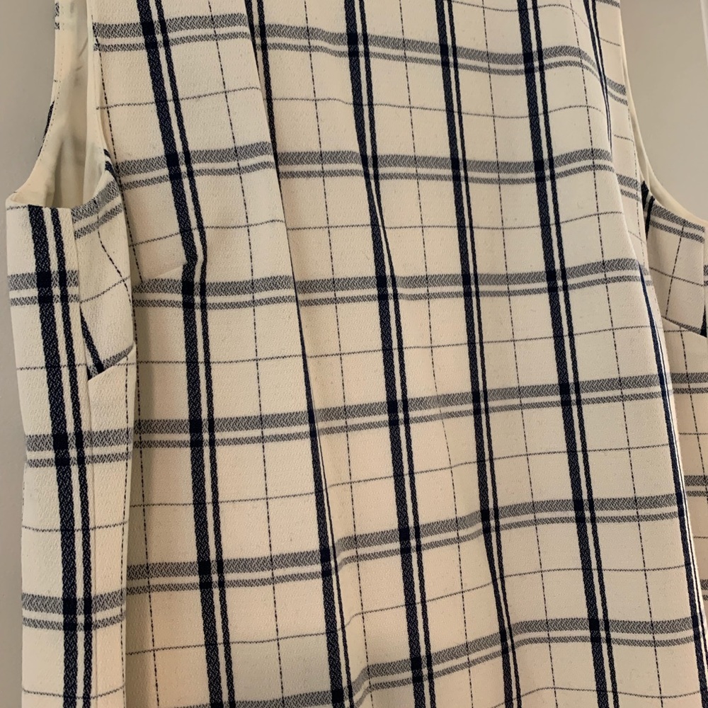 Theory dress size 4, never worn